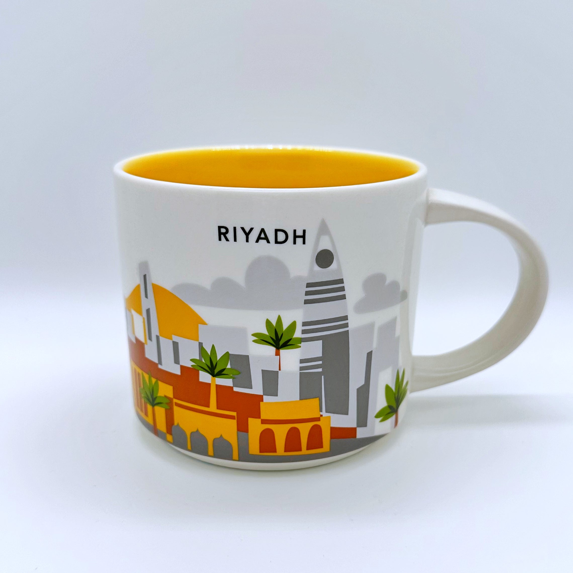 Kaffee Cappuccino oder Tee Tasse von Starbucks mit gemalten Bildern aus der Stadt Riad
