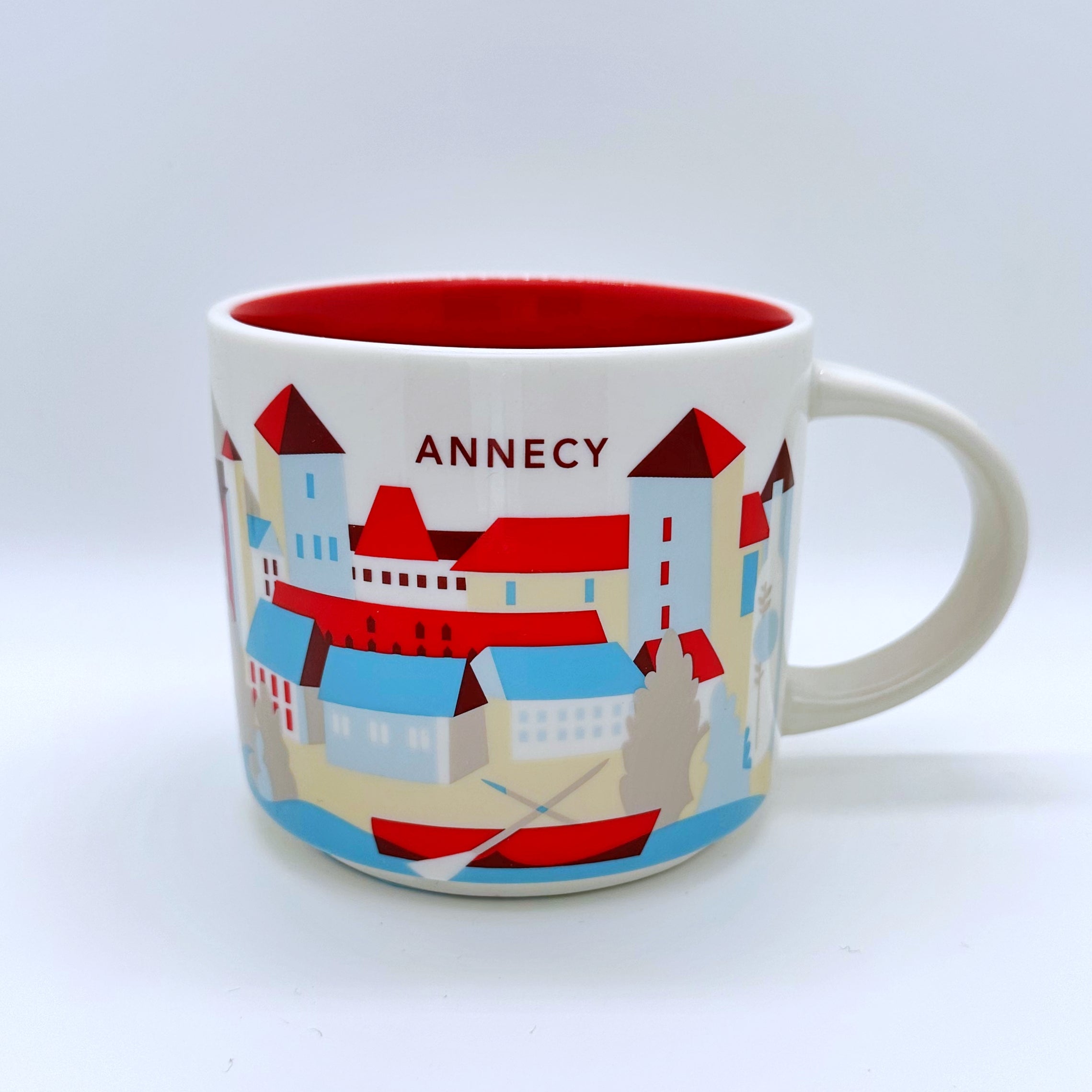 Kaffee Tee oder Cappuccino Tasse von Starbucks mit gemalten Bildern aus der Stadt Annecy