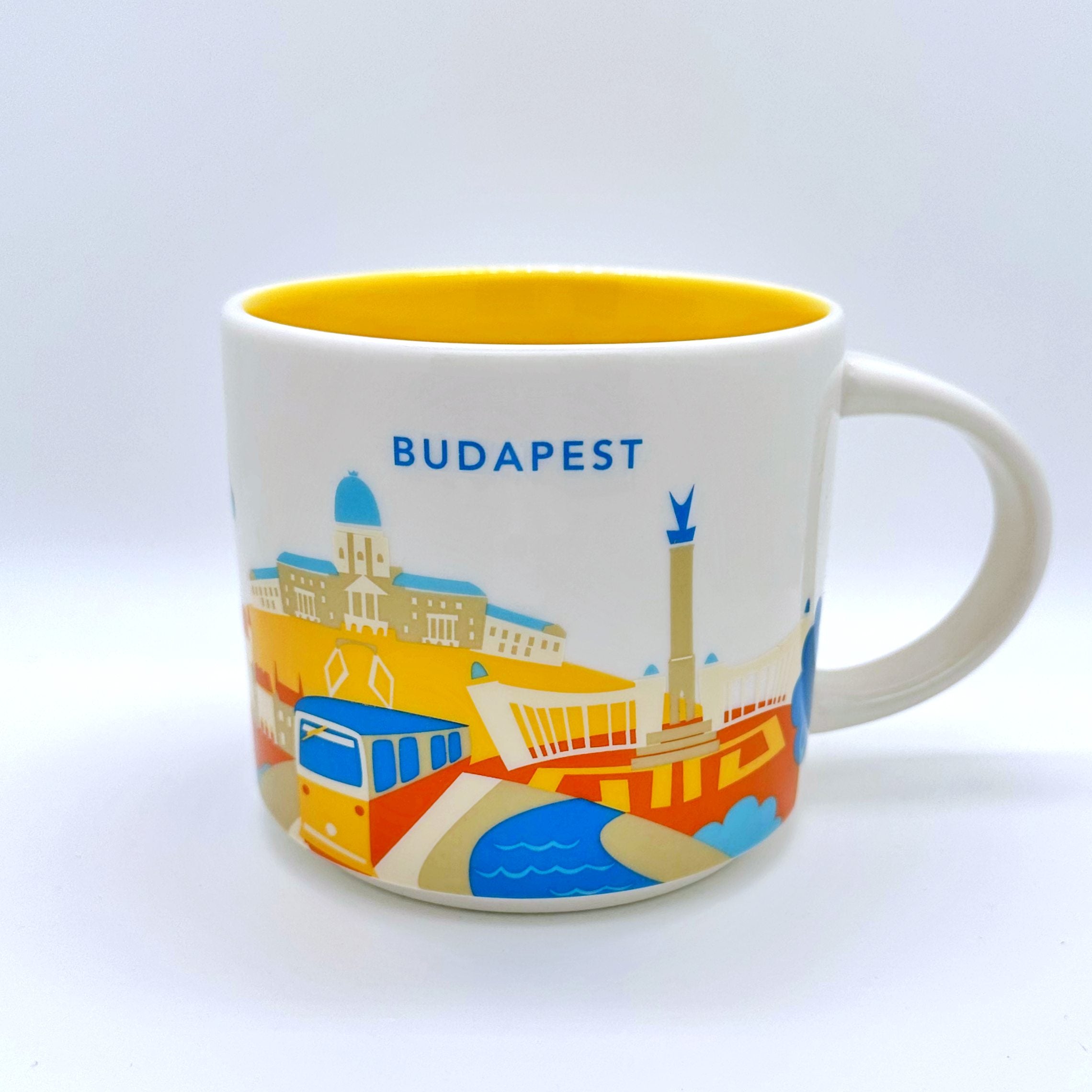 Kaffee Tee oder Cappuccino Tasse von Starbucks mit gemalten Bildern aus der Stadt Budapest