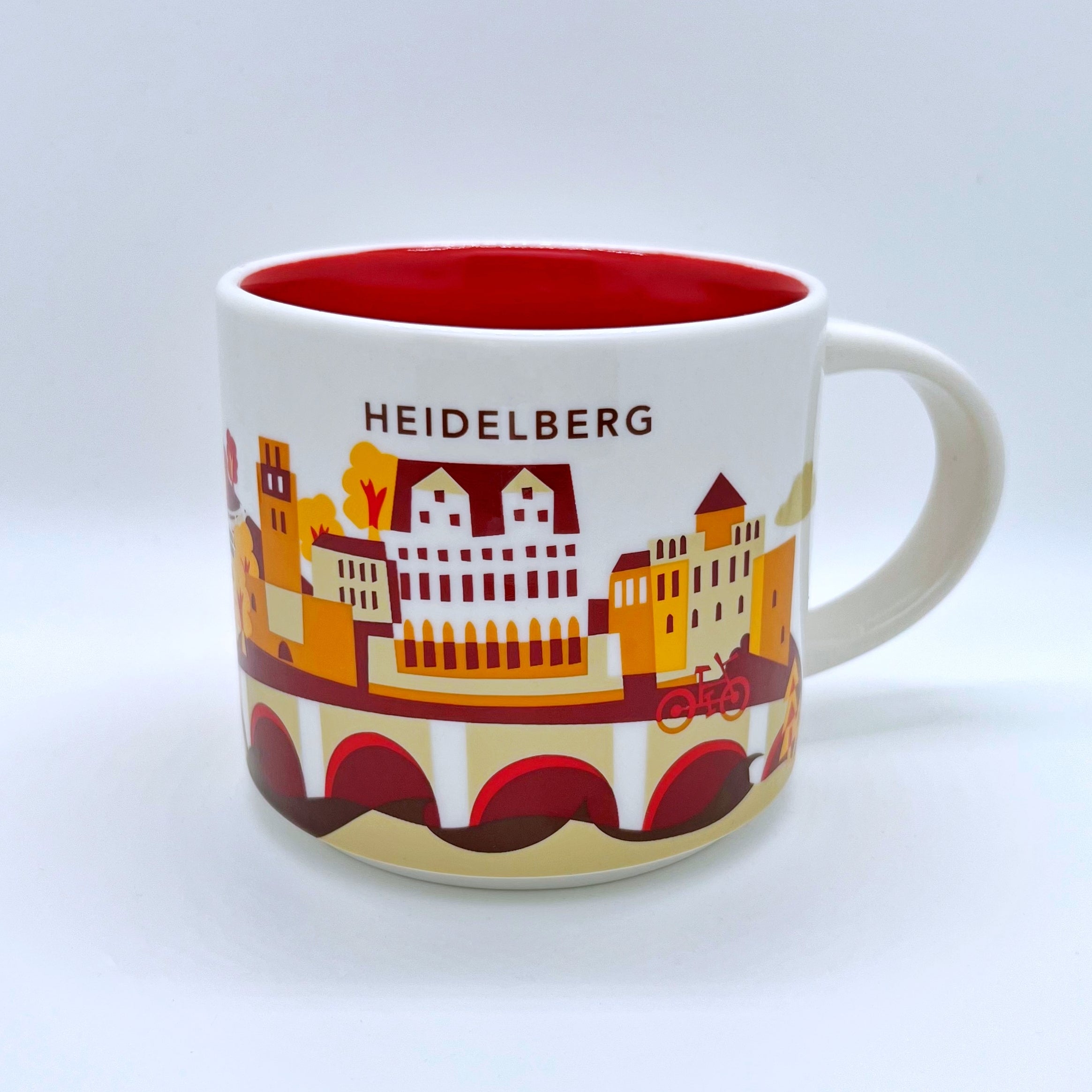 Kaffee Tee und Cappuccino Tasse von Starbucks mit gemalten Bildern aus der Stadt Heidelberg