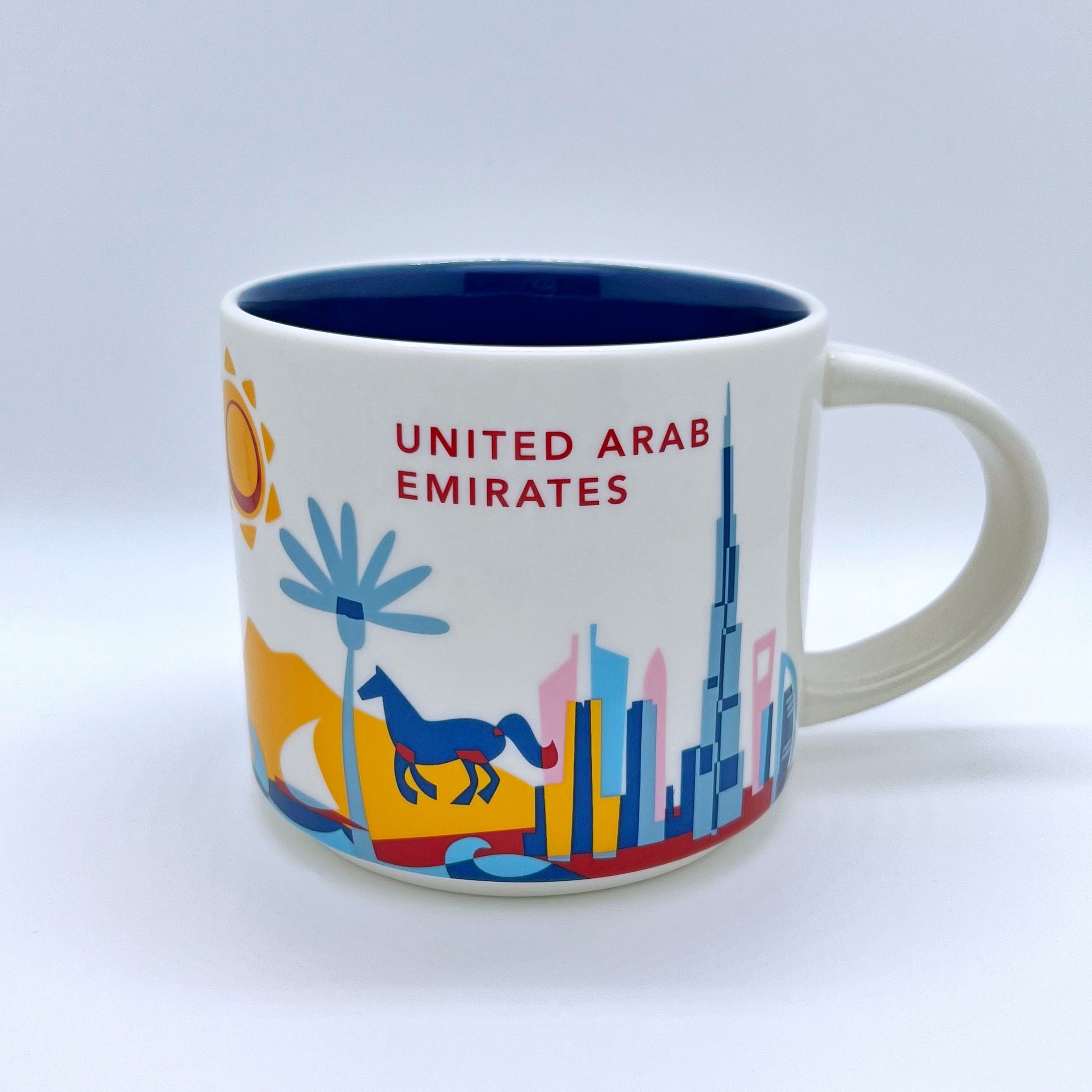 Kaffee Tee und Cappuccino Tasse von Starbucks mit gemalten Bildern aus den Vereinigten Arabischen Emiraten