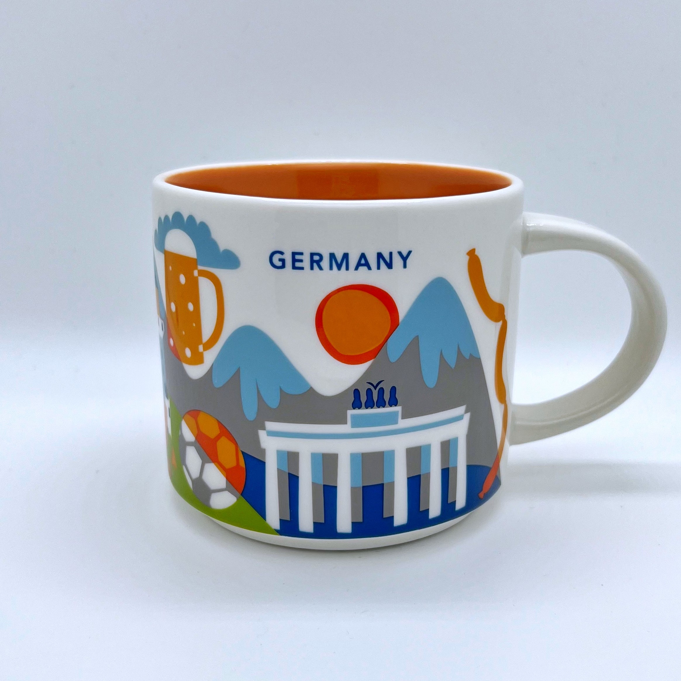 Kaffee Tee oder Cappuccino Tasse von Starbucks mit gemalten Bildern aus dem Land Deutschland